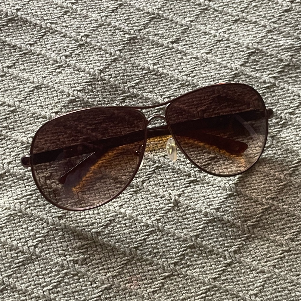 Vogue Aviator Sunglasses with Case & Cloth